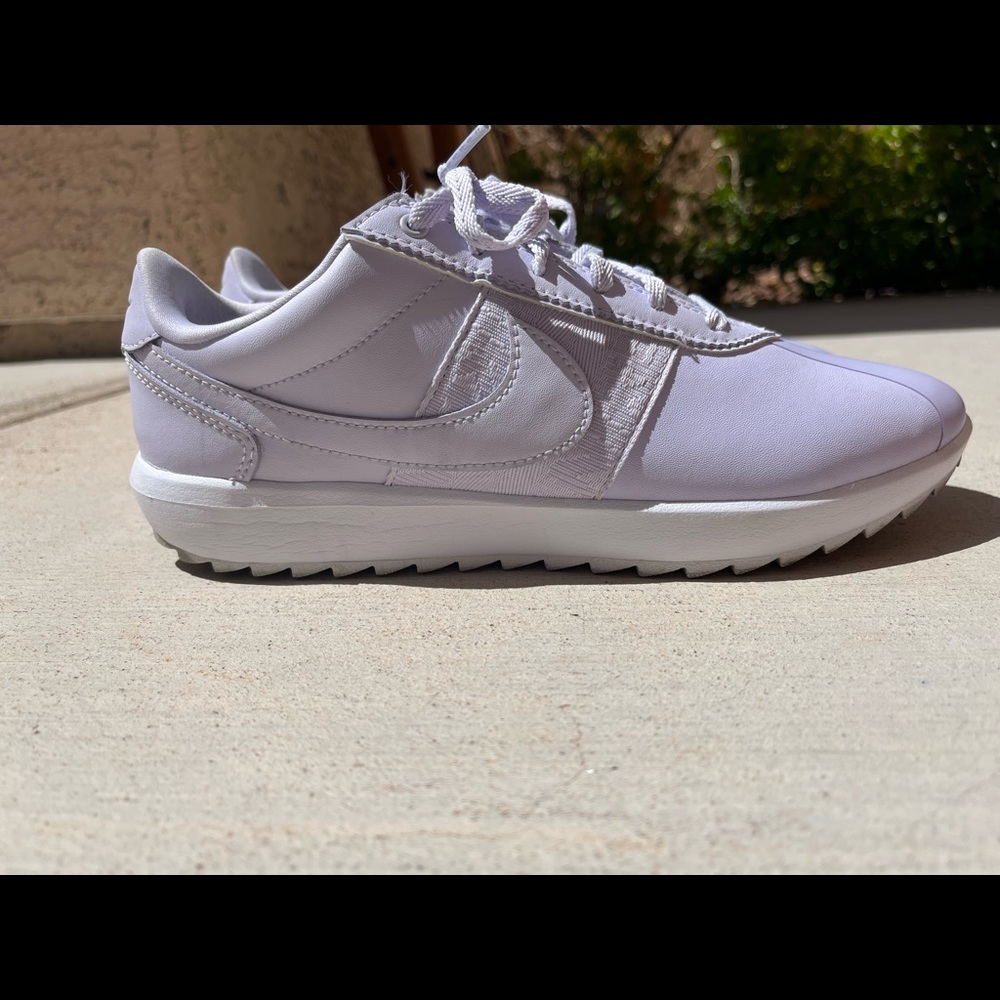 Lavender golf Nike shoes
